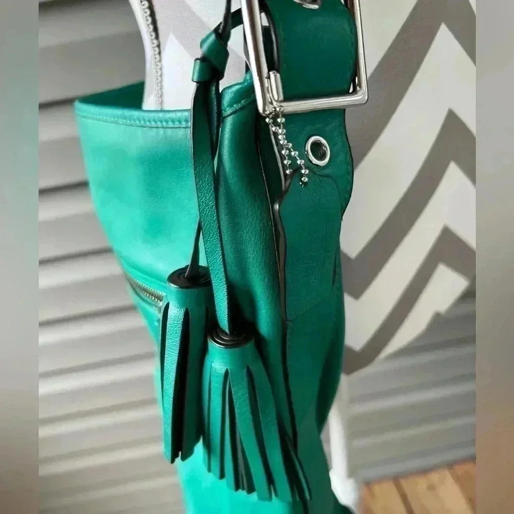 Coach Green Heritage Hobo With Adjustable should strap .
